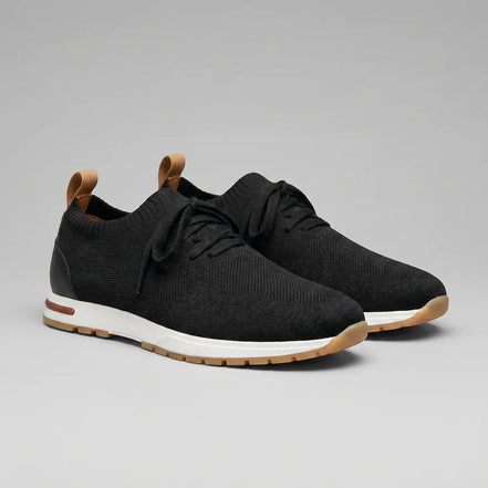 BLACK KNIT TRAINER