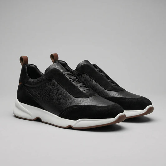 BLACK LEATHER TRAINER